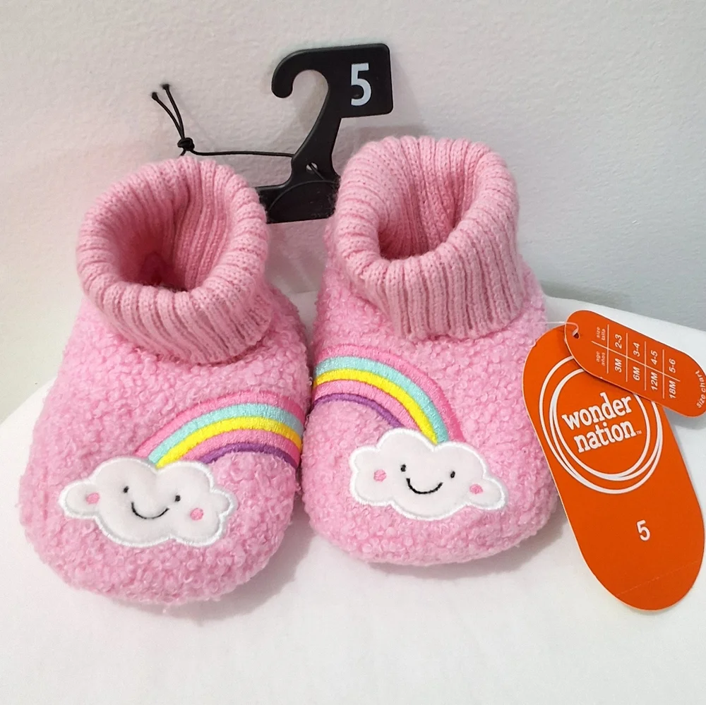 Baby Girl Pink Rainbow Bootie Slippers, Size 5, NEW With Tag